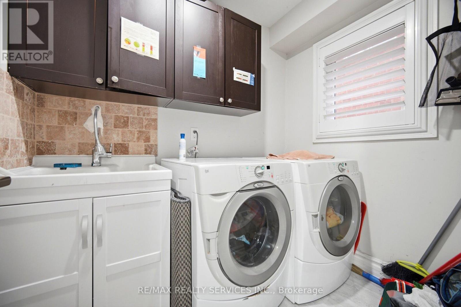 277 Van Kirk Drive, Brampton, Ontario  L7A 1M3 - Photo 21 - W13490966