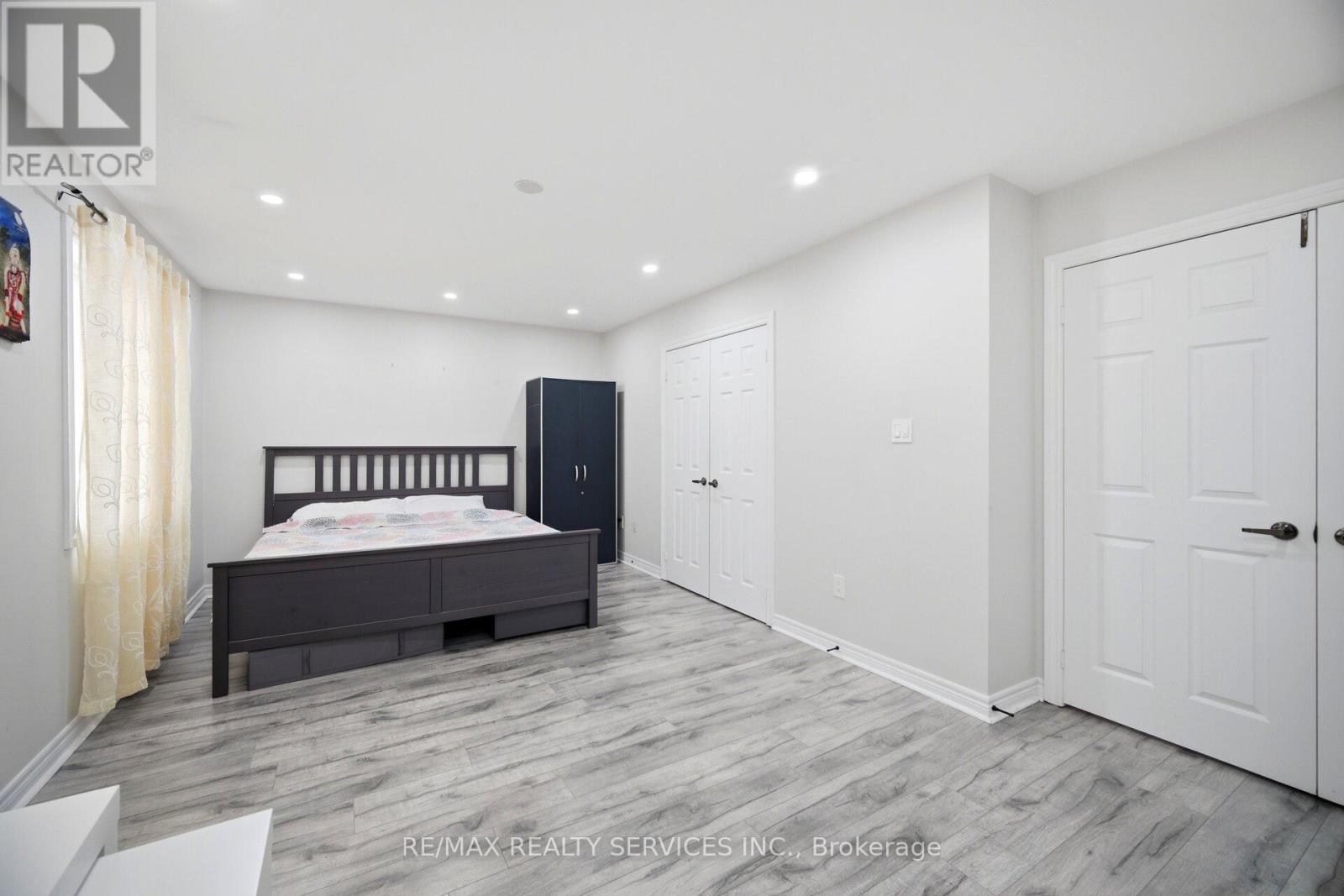 277 Van Kirk Drive, Brampton, Ontario  L7A 1M3 - Photo 26 - W13490966