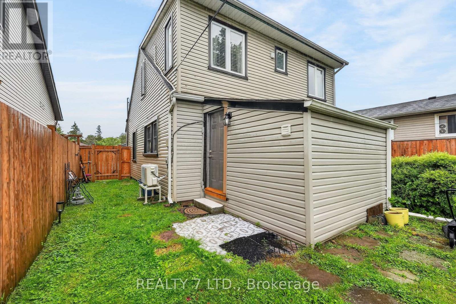 29 Lloyd Street, St. Catharines, Ontario  L2S 2P1 - Photo 34 - X13491662