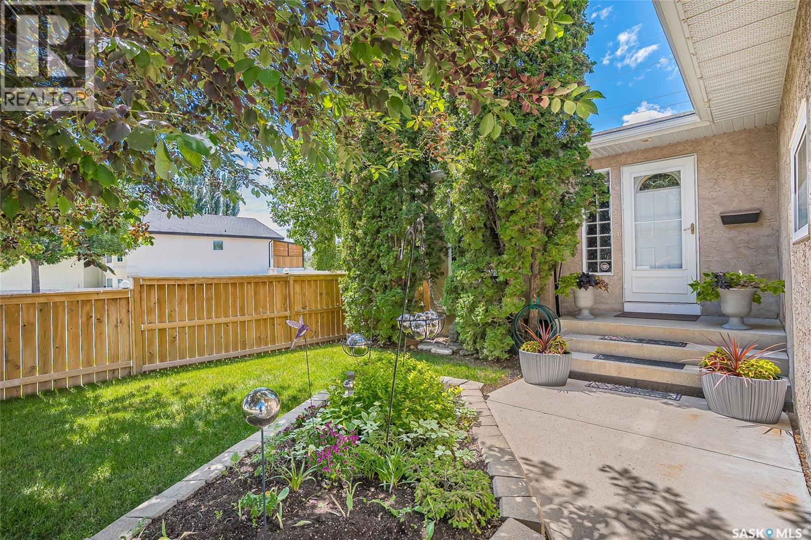 103 Bornstein Crescent, Saskatoon, Saskatchewan  S7N 3Y4 - Photo 2 - SK040608