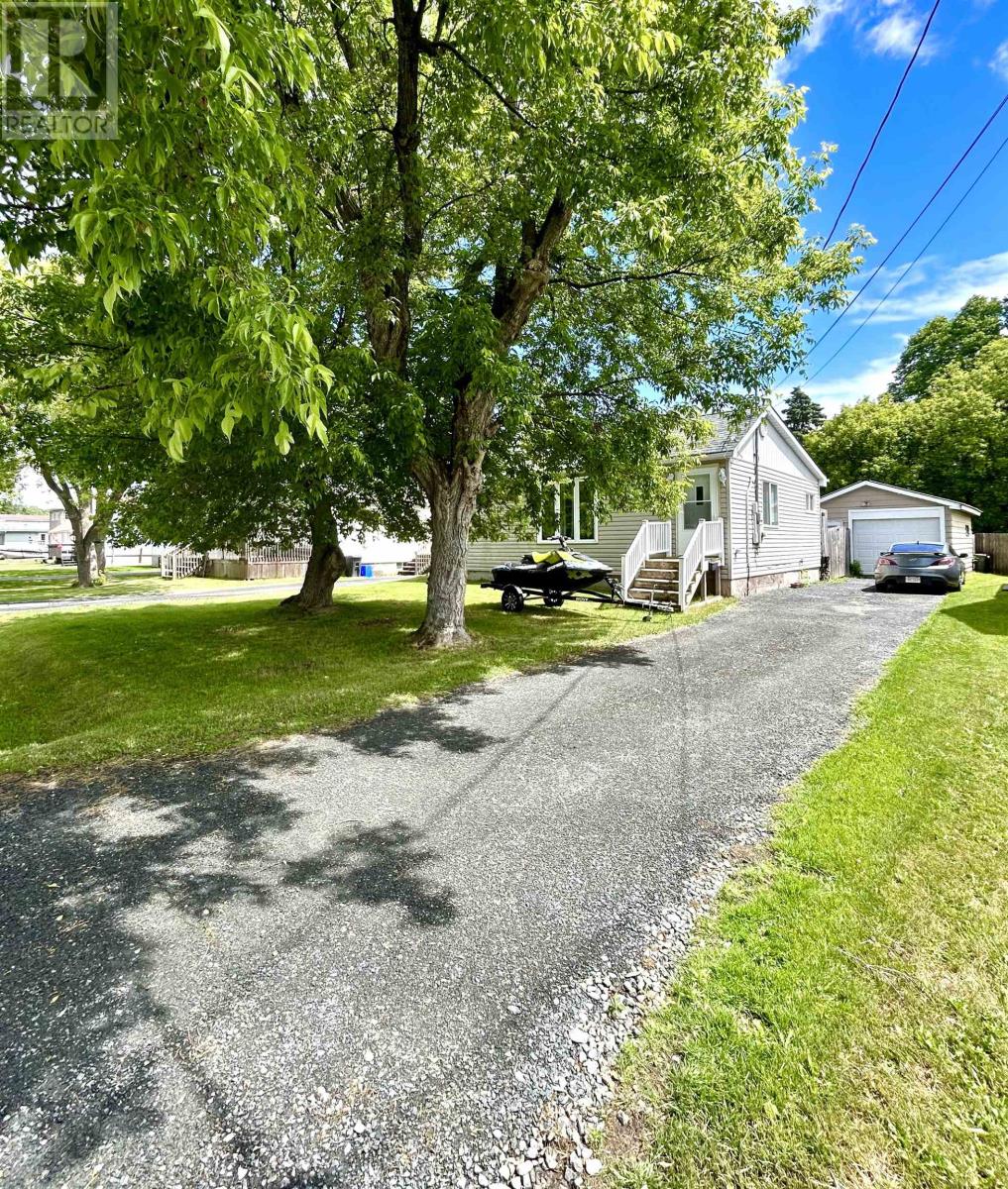 1018 Cornwall Avenue North, Fort Frances, Ontario  P9A 3H1 - Photo 16 - TB2601690