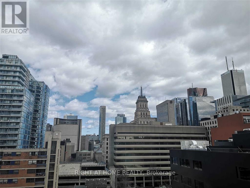 1011 - Lease - 50 Mccaul Street, Toronto, Ontario  M5T 0B6 - Photo 15 - C13091300