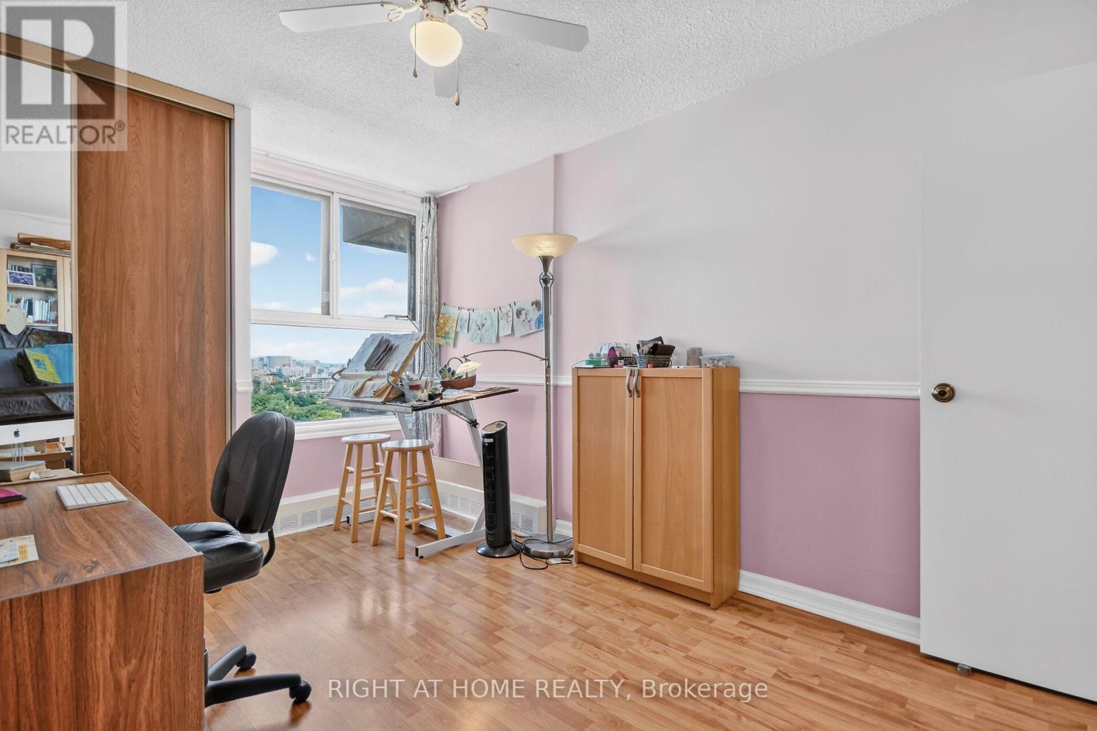 2204 - 1785 Riverside Drive, Ottawa, Ontario  K1G 3T7 - Photo 24 - X13493508