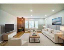 211 1450 MERKLIN STREET, White Rock, British Columbia
