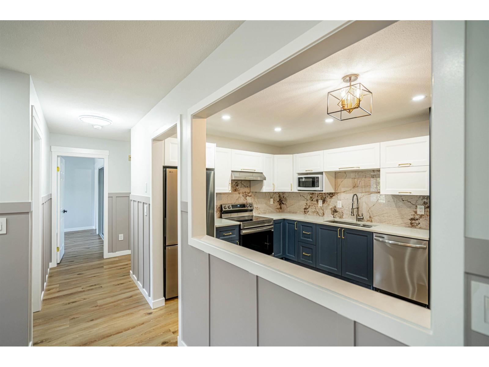 211 1450 Merklin Street, White Rock, British Columbia  V4B 4C3 - Photo 6 - R3140178