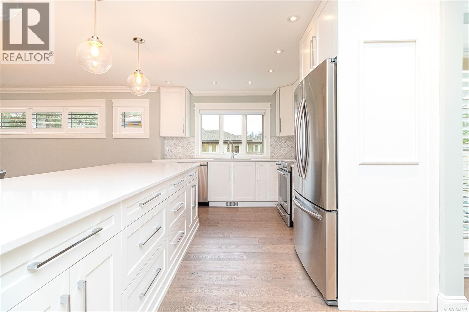 108 2345 Cedar Hill Cross Rd, Oak Bay, British Columbia  V8P 5M8 - Photo 15 - 1041606