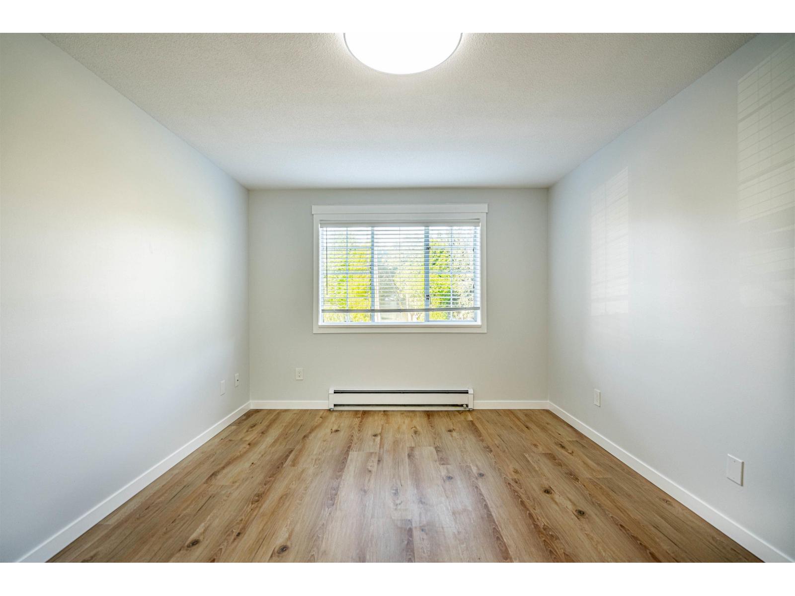 211 1450 Merklin Street, White Rock, British Columbia  V4B 4C3 - Photo 17 - R3140178