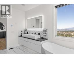 750 Kuipers Crescent, Kelowna, British Columbia  V1W 5H4 - Photo 24 - 10392733
