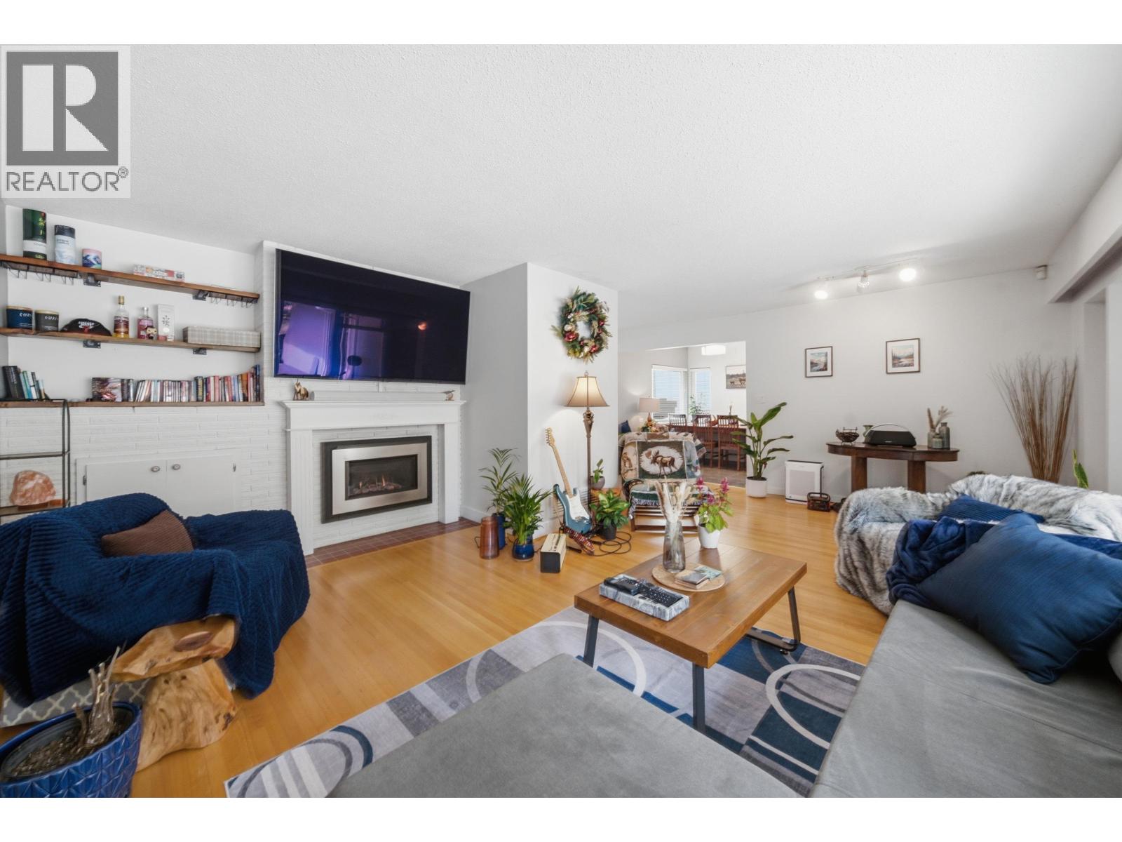 1120 Wellington Drive, North Vancouver, British Columbia  V7K 1L2 - Photo 7 - R3140263