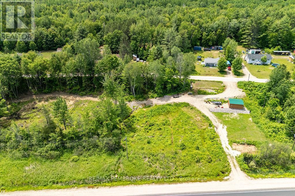 88 Lance Road, Laurentian Hills, Ontario  K0J 1P0 - Photo 13 - X13220998