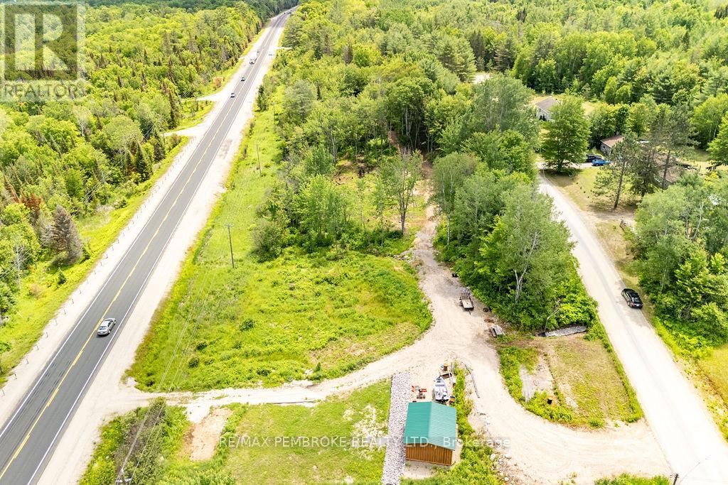 88 Lance Road, Laurentian Hills, Ontario  K0J 1P0 - Photo 4 - X13220998