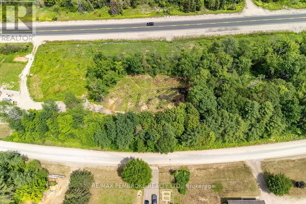 88 Lance Road, Laurentian Hills, Ontario  K0J 1P0 - Photo 9 - X13220998