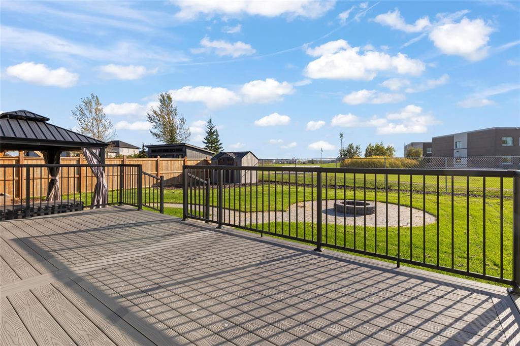 82 Wyndham Estate Drive, Steinbach, Manitoba  R5G 2K6 - Photo 2 - 202615014