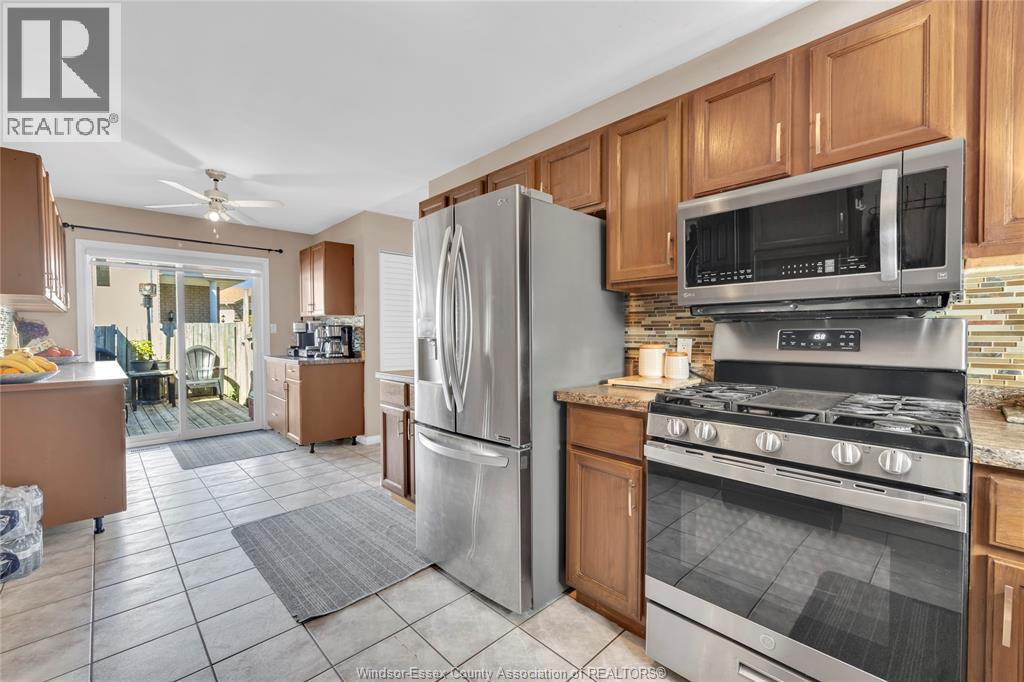 1812 Vicky Circle, Windsor, Ontario  N8W 5P6 - Photo 8 - 26015338