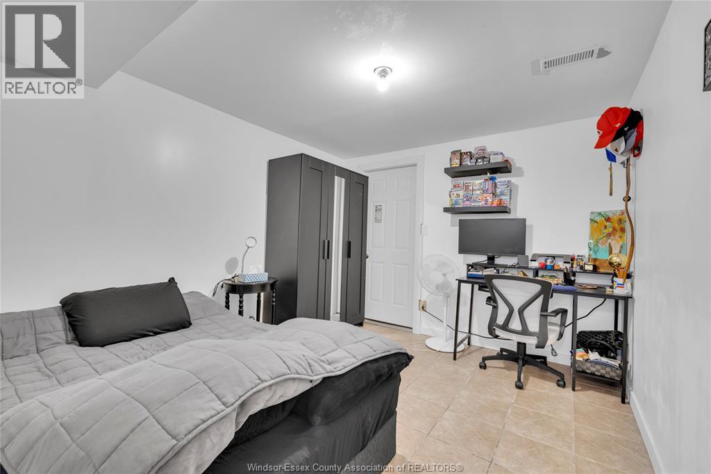 1812 Vicky Circle, Windsor, Ontario  N8W 5P6 - Photo 22 - 26015338