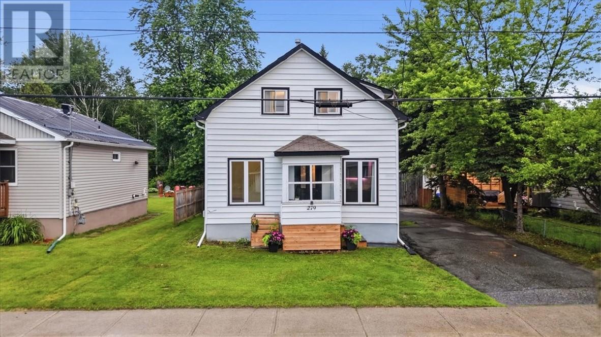 279 Orell Street, Garson, Ontario  P3L 1B5 - Photo 2 - 2128849