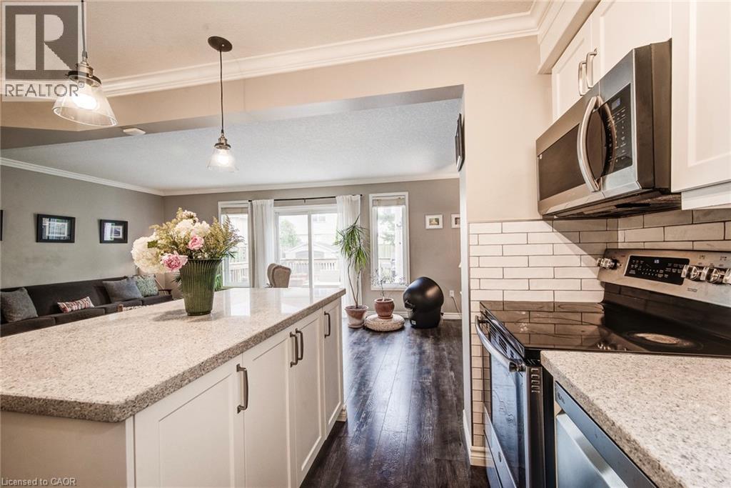 166 Peach Blossom Crescent, Kitchener, Ontario  N2E 3Z6 - Photo 10 - 40843261