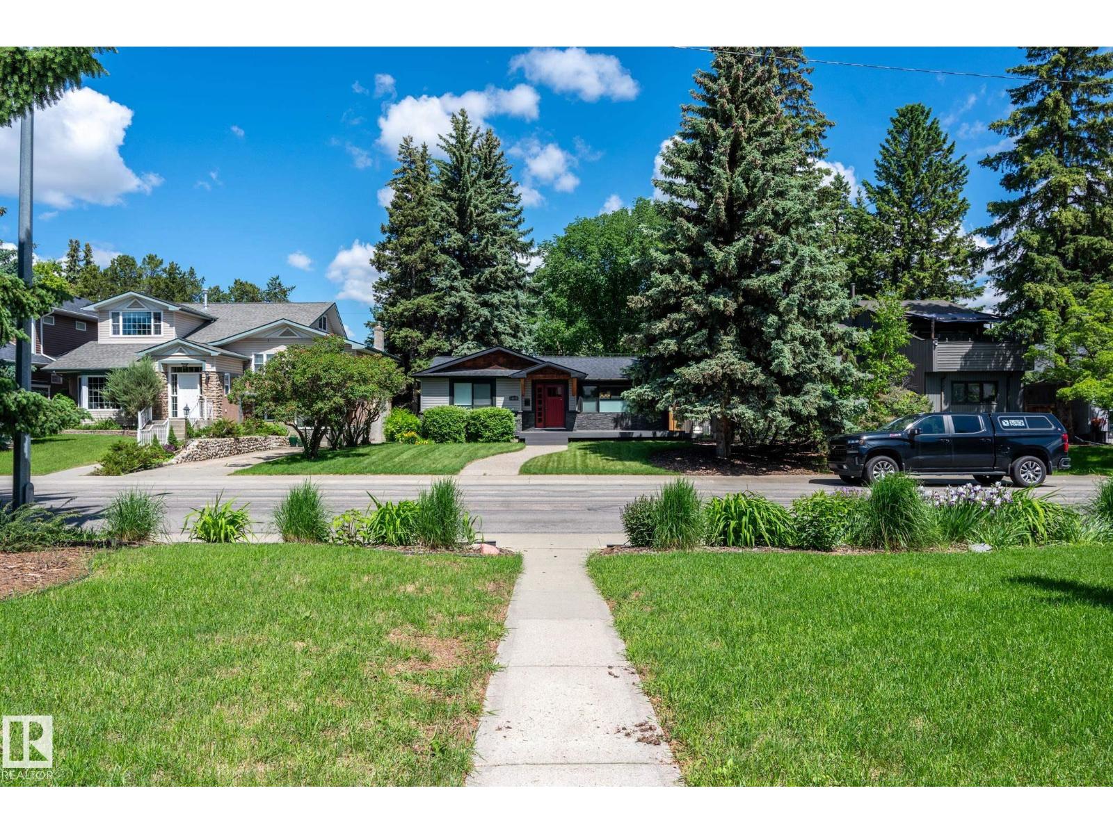 14643 88 Av NW, Edmonton, Alberta  T5R 4J7 - Photo 6 - E4495841