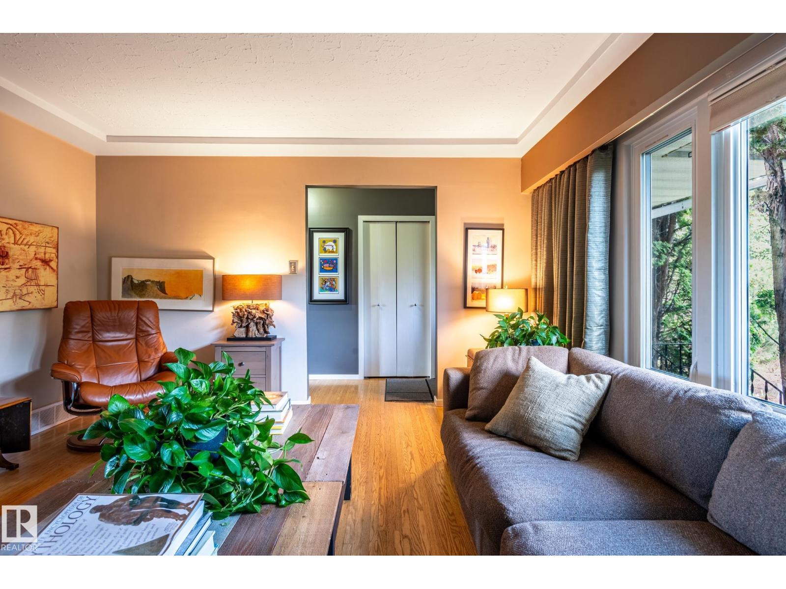 14643 88 Av NW, Edmonton, Alberta  T5R 4J7 - Photo 10 - E4495841