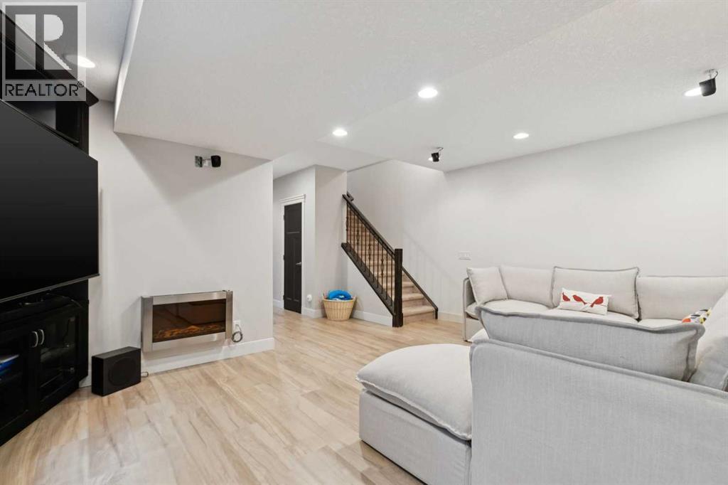 3039 27 Street Sw, Calgary, Alberta  T3E 2G6 - Photo 35 - A2322527
