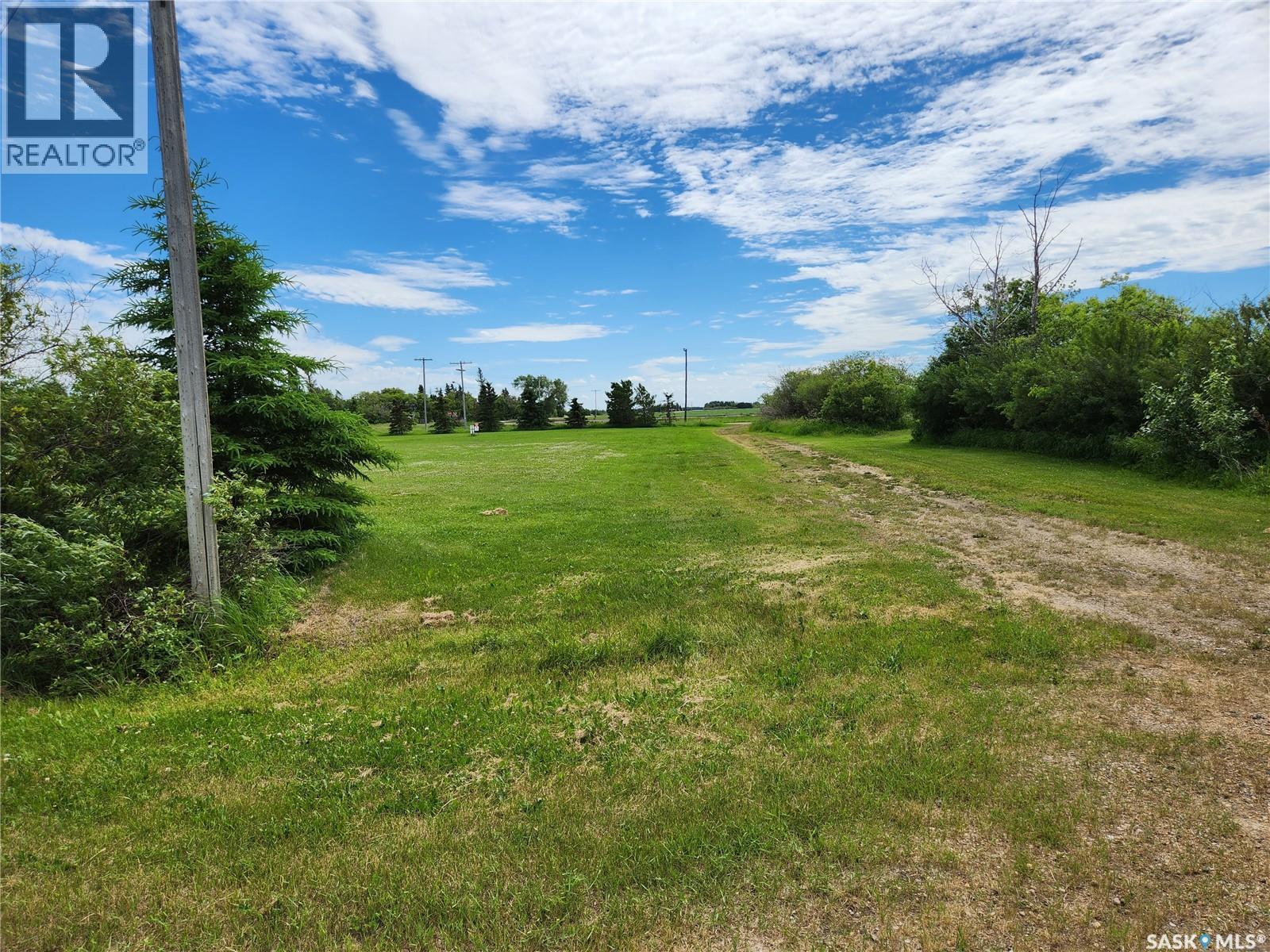 1 Railway Avenue, Valparaiso, Saskatchewan  S0E 1T0 - Photo 1 - SK040810