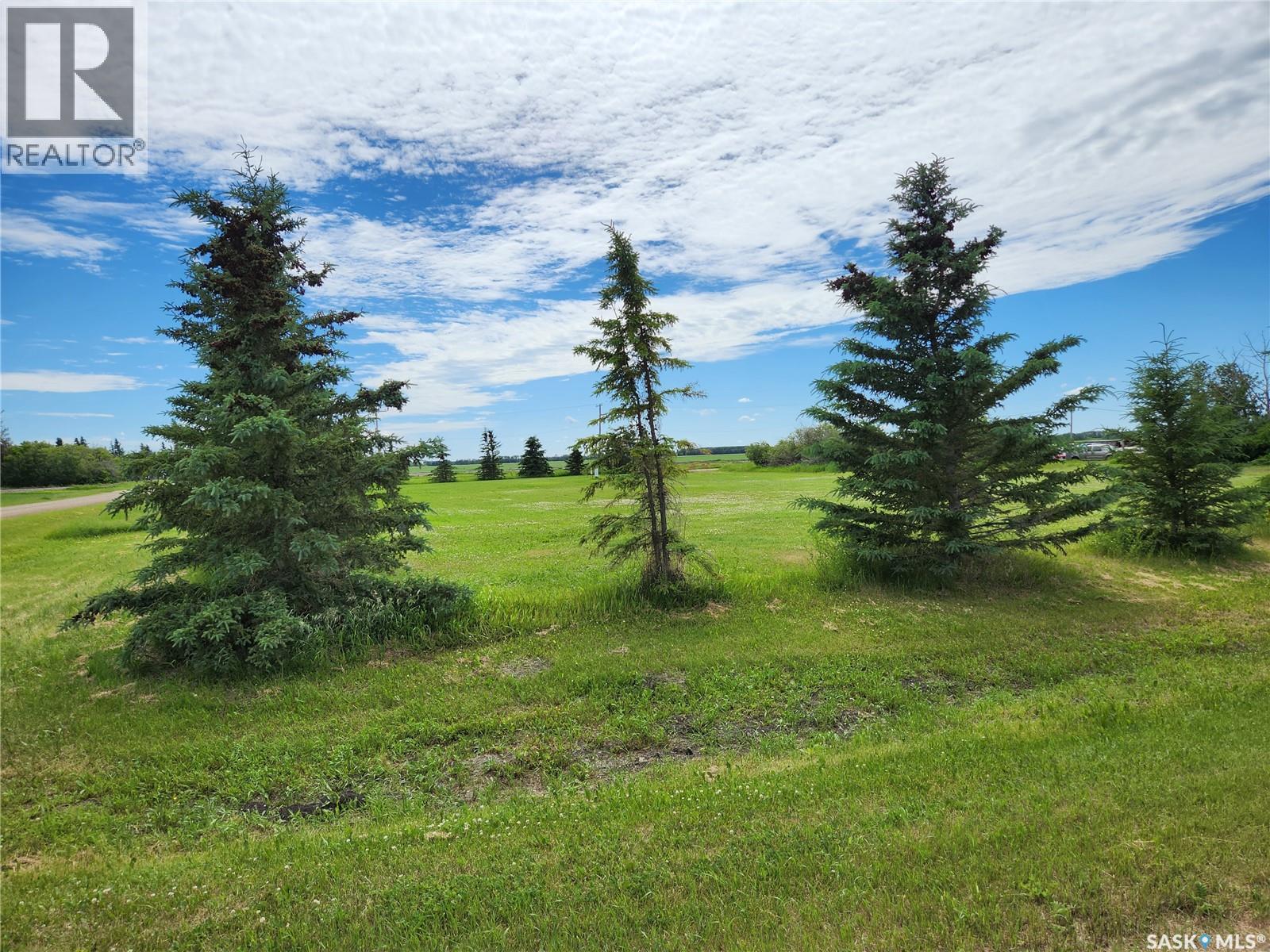 1 Railway Avenue, Valparaiso, Saskatchewan  S0E 1T0 - Photo 2 - SK040810