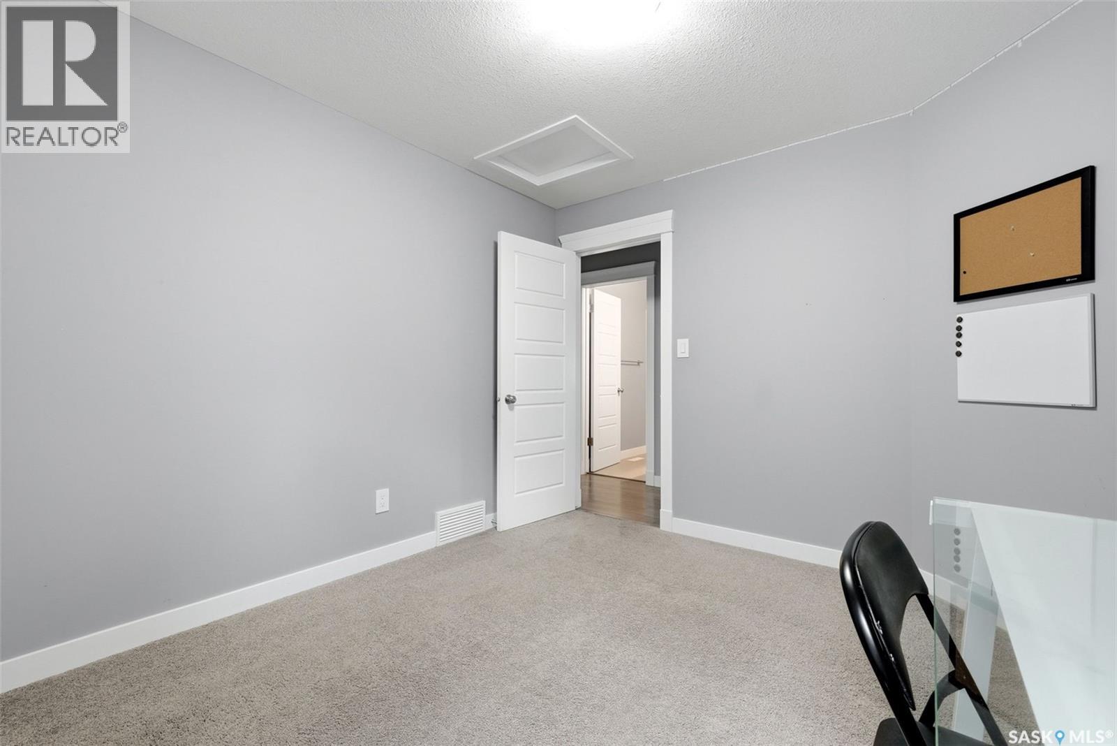 6920 Maple Ridge Drive, Regina, Saskatchewan  S4X 0H9 - Photo 24 - SK040754