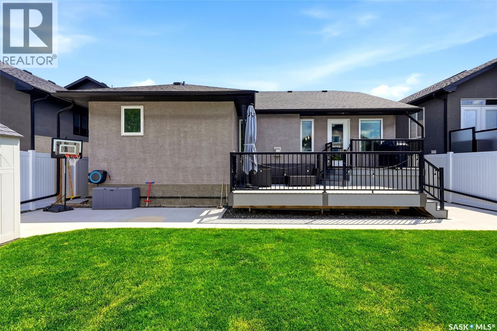 6920 Maple Ridge Drive, Regina, Saskatchewan  S4X 0H9 - Photo 42 - SK040754
