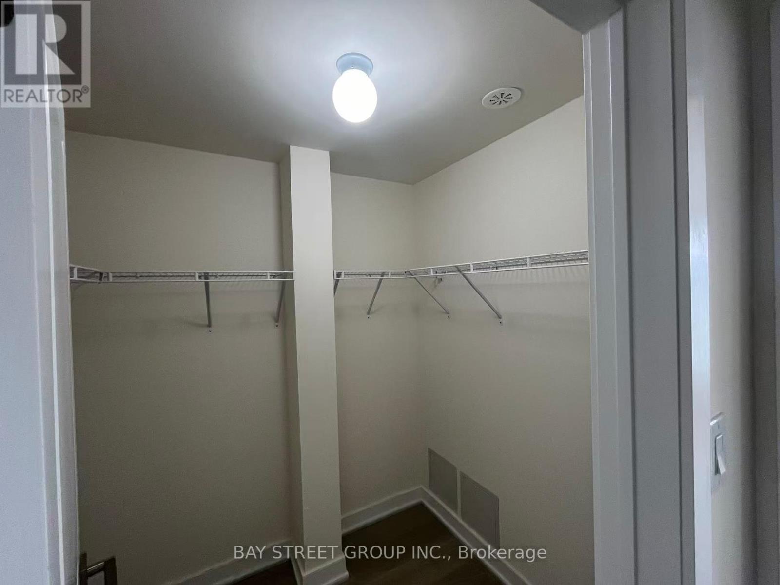 99 Frederick Tisdale Drive, Toronto, Ontario  M3K 1X1 - Photo 9 - W13088110