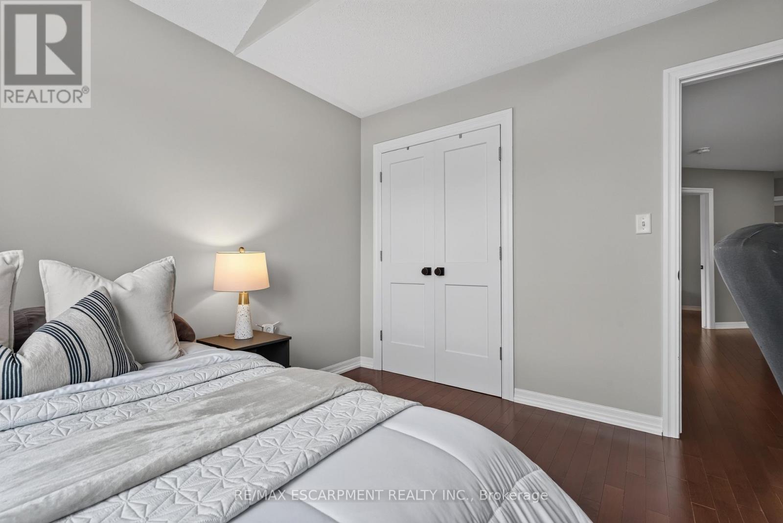 3220 Steeplechase Drive, Burlington, Ontario  L7M 0C5 - Photo 19 - W13493800