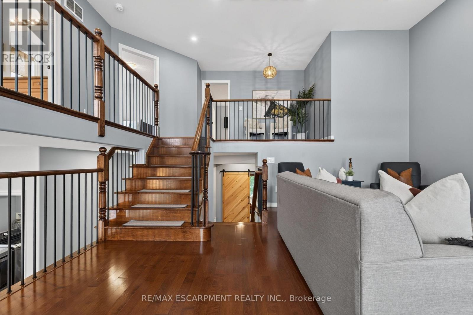 3220 Steeplechase Drive, Burlington, Ontario  L7M 0C5 - Photo 5 - W13493800