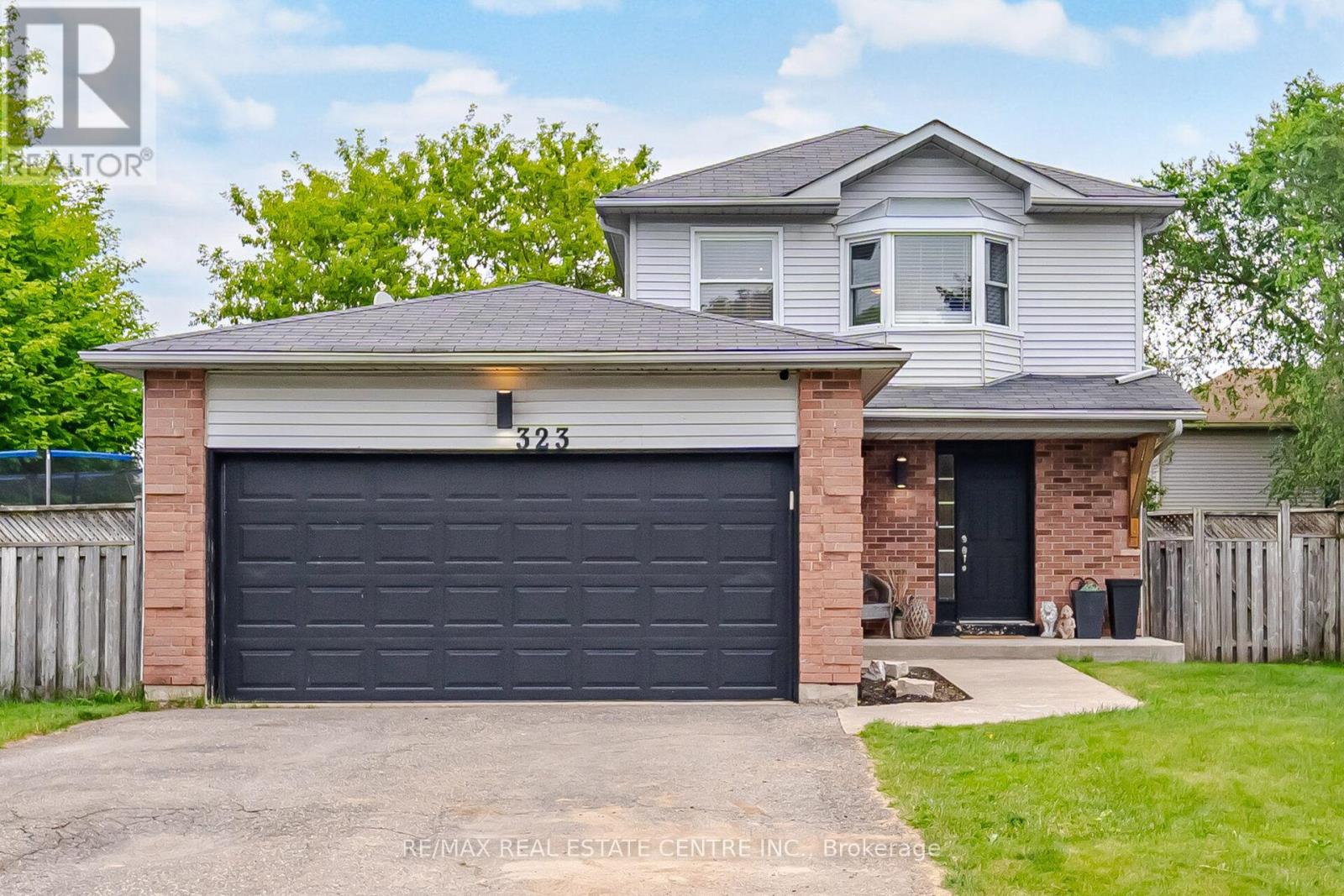323 MICHAEL DRIVE, Orangeville, Ontario