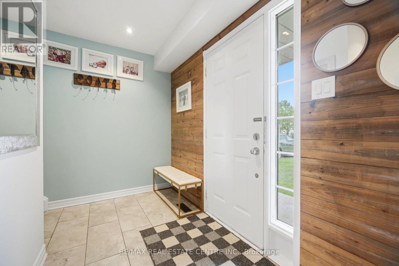 323 Michael Drive, Orangeville, Ontario  L9W 4P4 - Photo 5 - W13493904