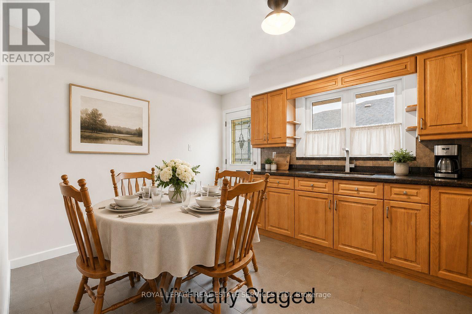 45 Poynter Drive, Toronto, Ontario  M9R 1L3 - Photo 12 - W13477420