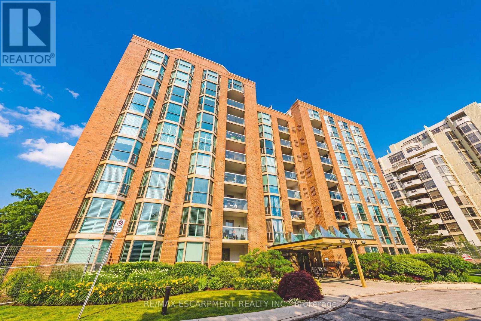 605 - 1225 North Shore Boulevard E, Burlington, Ontario  L7S 1Z6 - Photo 2 - W13492612