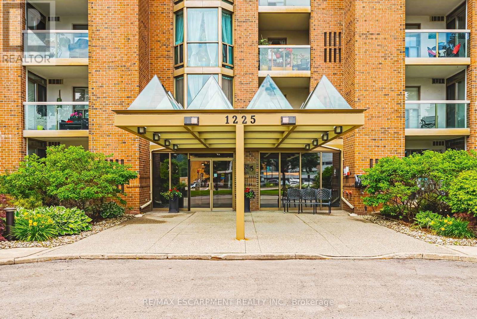 605 - 1225 North Shore Boulevard E, Burlington, Ontario  L7S 1Z6 - Photo 3 - W13492612