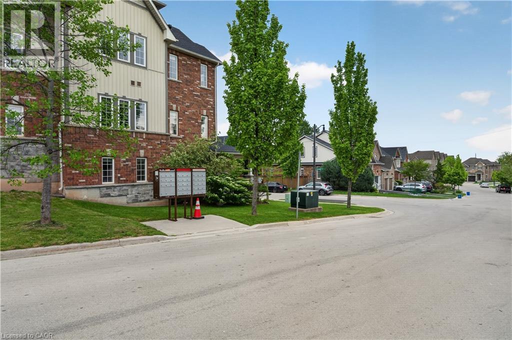 160 Truedell Circle, Waterdown, Ontario  L8B 0T1 - Photo 6 - 40834666