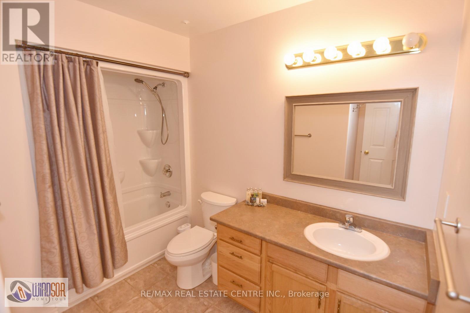 3602 Holburn Street, Windsor, Ontario  N9E 4V4 - Photo 24 - X13493818