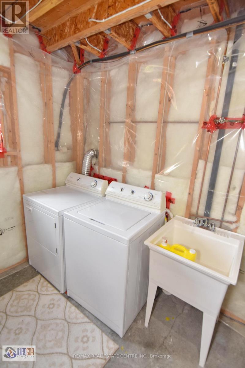 3602 Holburn Street, Windsor, Ontario  N9E 4V4 - Photo 25 - X13493818