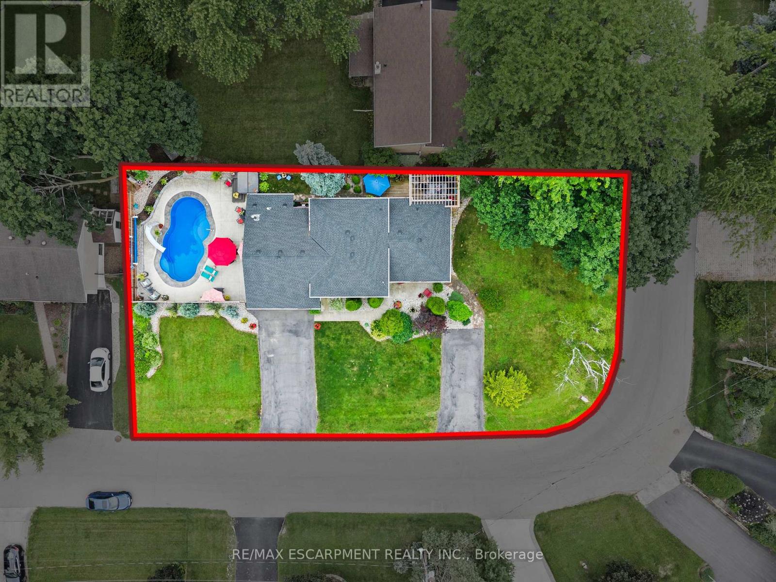 8 Bendamere Drive, Grimsby, Ontario  L3M 2N3 - Photo 39 - X13493848