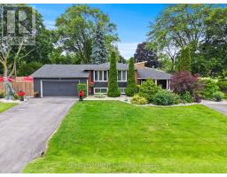 8 BENDAMERE DRIVE, Grimsby, Ontario