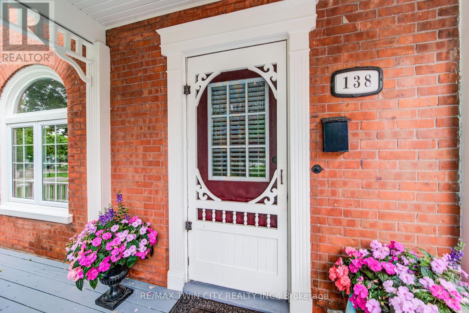 138 Water Street S, Waterloo, Ontario  N2G 1Z5 - Photo 6 - X13493902