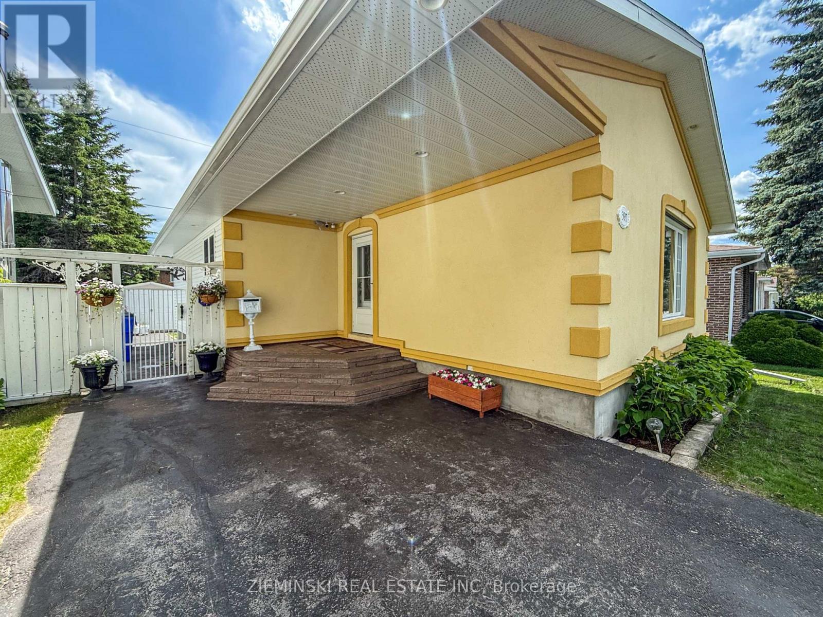 397 Morandin Avenue, Timmins, Ontario  P4N 7R5 - Photo 2 - T13494244