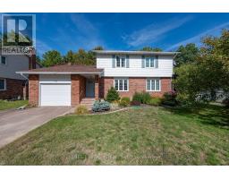 116 FRONTENAC CRESCENT, Deep River, Ontario