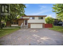 45 ROSSLAND AVENUE, Ottawa, Ontario