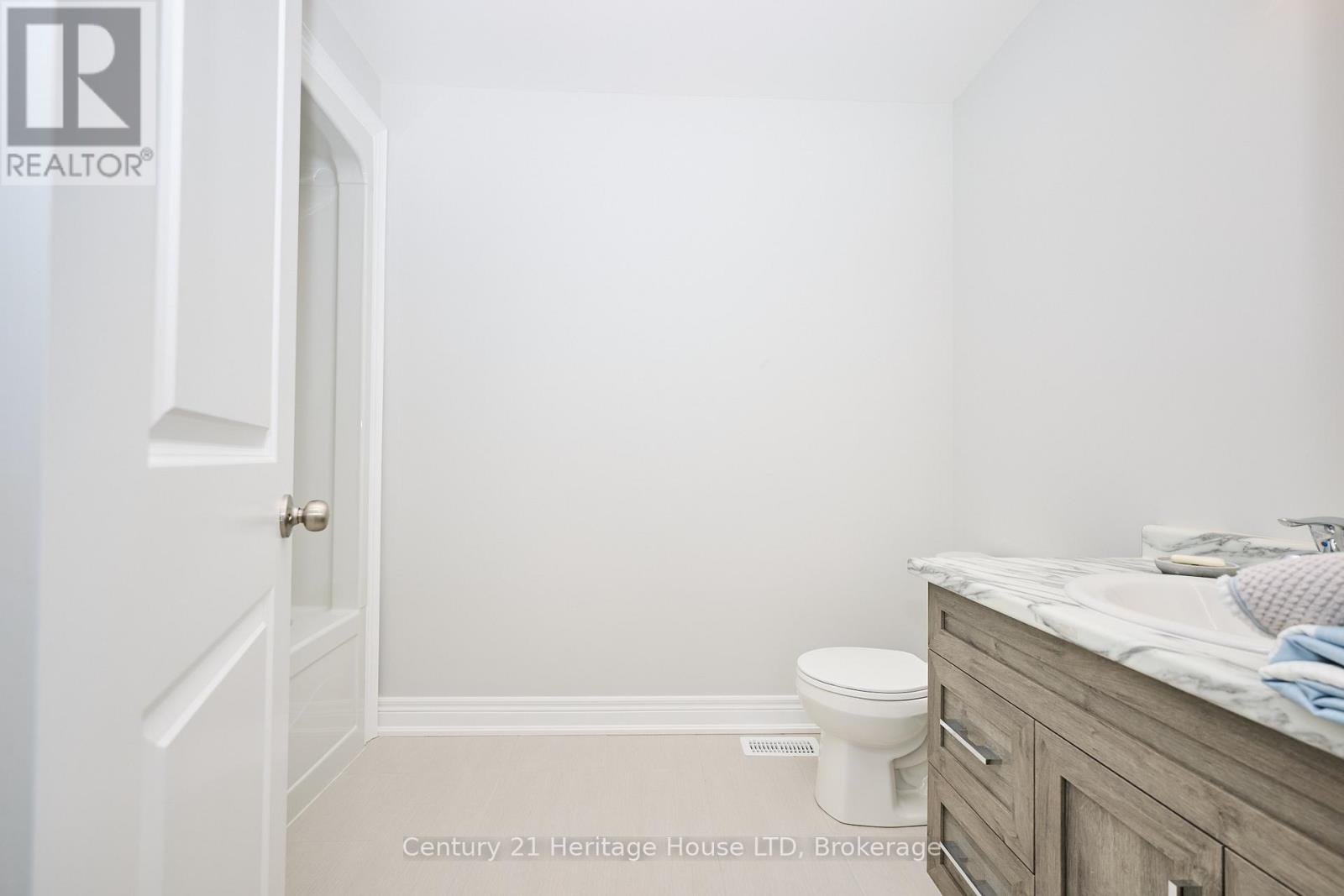 427 Williams Crescent, Fort Erie (Lakeshore), Ontario  L2A 4P6 - Photo 16 - X13494222