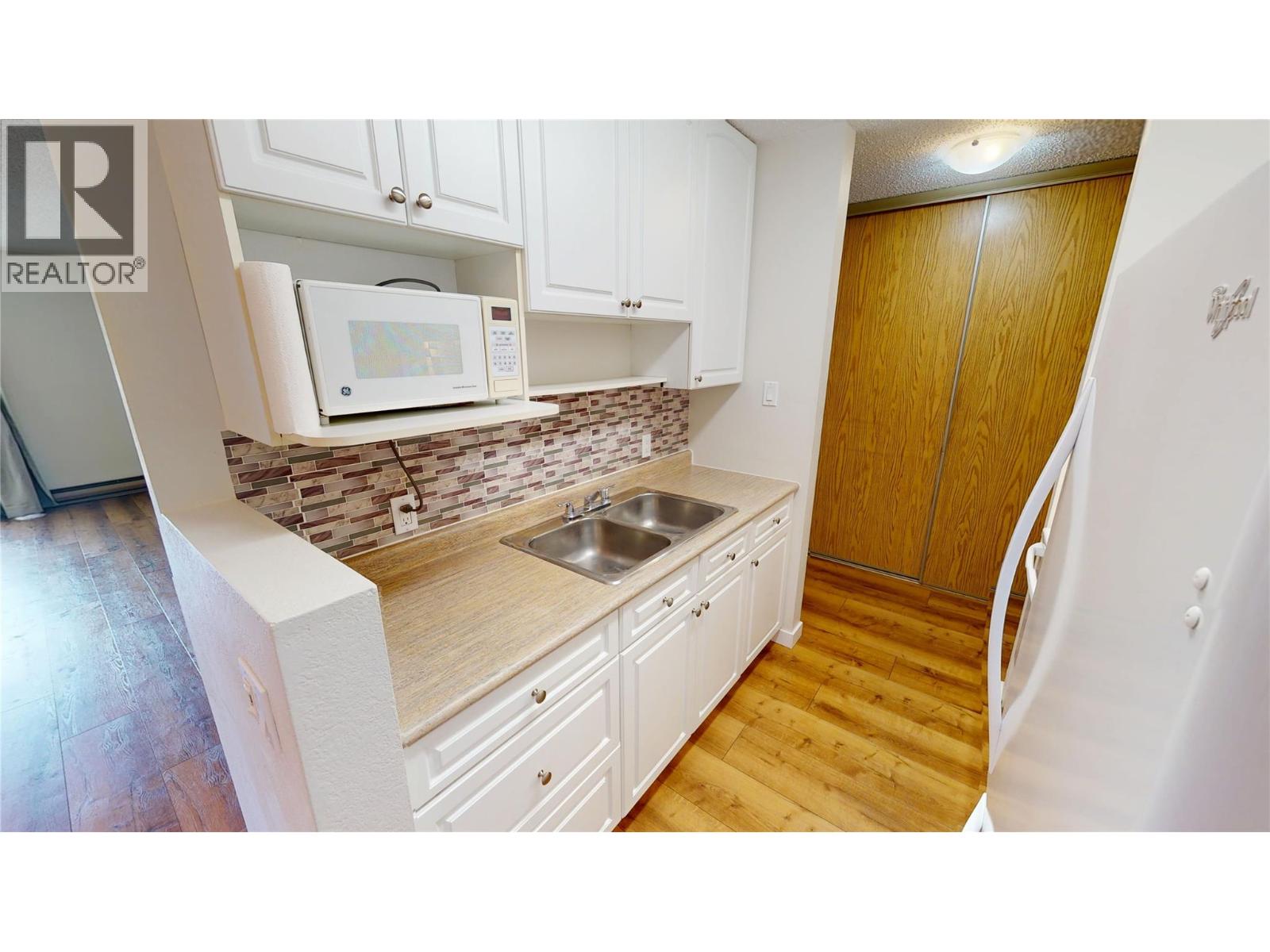 2501 12th Street N Unit# 2006, Cranbrook, British Columbia  V1C 5Y7 - Photo 3 - 10392813