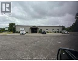 607 BLOOMFIELD ROAD, Chatham, Ontario