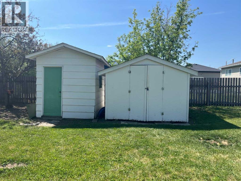 235s 50  W, Raymond, Alberta  T0K 2S0 - Photo 36 - A2314508