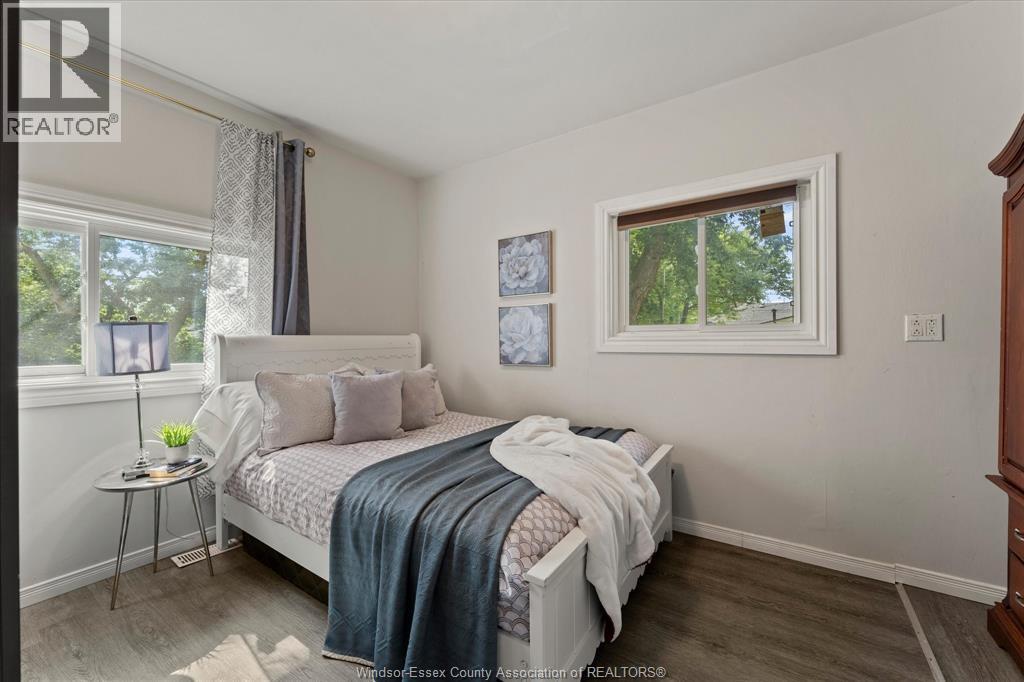 965 Bridge, Windsor, Ontario  N9B 2M9 - Photo 15 - 26015324